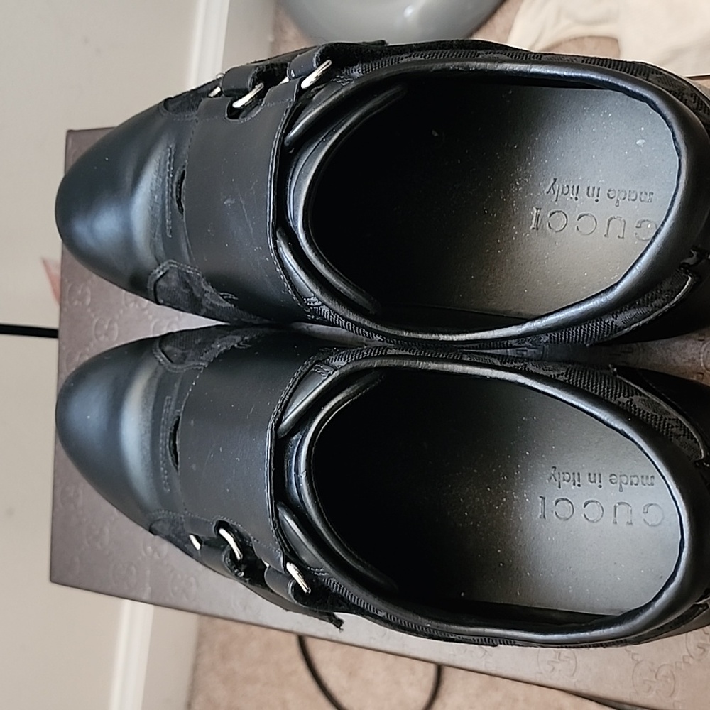 GUCCI! - Picture 3 of 6